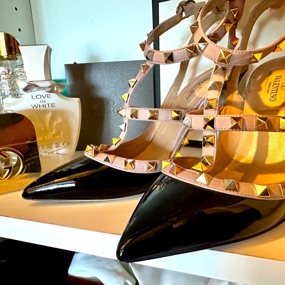 Black Patent Valentino Rockstud Pumps